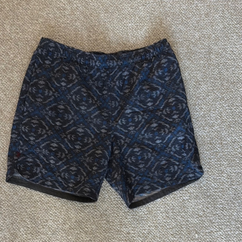 Patterned Blue-Grey Athletic Shorts
